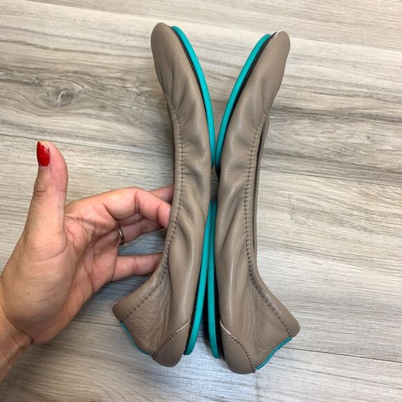 Tieks By Gavrieli Women Size 9 Comfortable Ballet Flats Taupe Leather Shoes - Picture 3 of 10